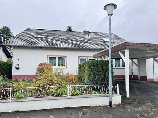 Dachgeschoßwohnung mit Carport und Gartennutzung!