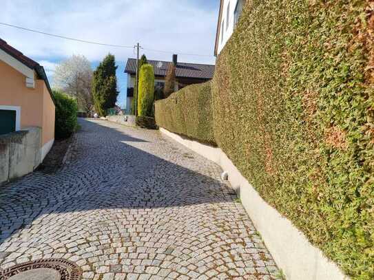 Großzügiges Einfamilienhaus mit Einliegerwohnung