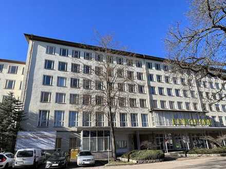 Erstbezug nach Sanierung - schickes Büro mit Blick in den Stadtpark
