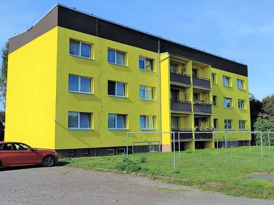 Charmante Erdgeschosswohnung mit Balkon in Gossa zu vermieten - 3-Raumwohnung