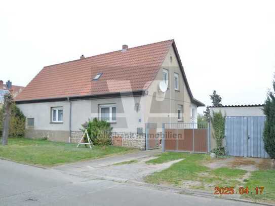 +++ HAUS MIT POTENZIAL u. GROSSEM GRUNDSTÜCK +++