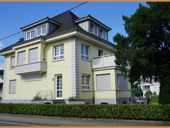 Ein Schmuckstück mit besonderem Charme - top saniertes 3-Familien-Wohnhaus in Steinach zu verkaufen!