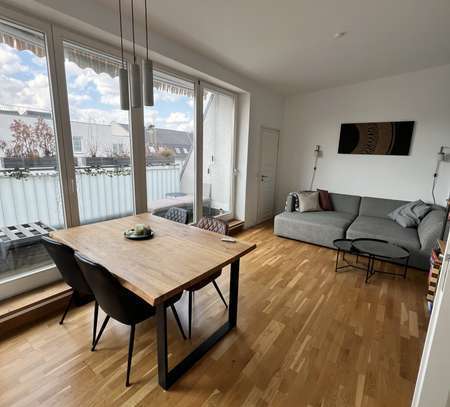 Sunny penthouse apartment (Friedrichshain) - fully furnished