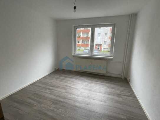 2- Zimmer- Wohnung mit Wannenbad und Balkon zu vermieten