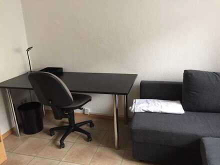 Gemütliche Wohnung mit einem Raum und Einbauküche in Heidelberg-Bergheim