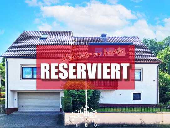 RESERVIERT: ZWEIFAMILIENHAUS MIT DOPPELGARAGE, GARTEN UND PERGOLA! SOFORT VERFÜGBAR!