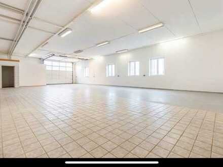 Produktions/Lagerhalle inkl. große Betriebsleiterwohnung/Büro