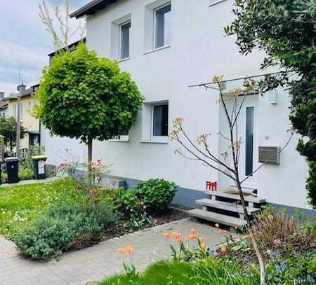 RODENKIRCHEN-WEIß TOP LAGE REIHENECKHAUS 3 ETAGEN MIT TERRASSE SÜD-WEST-GARTEN ERDWÄRME