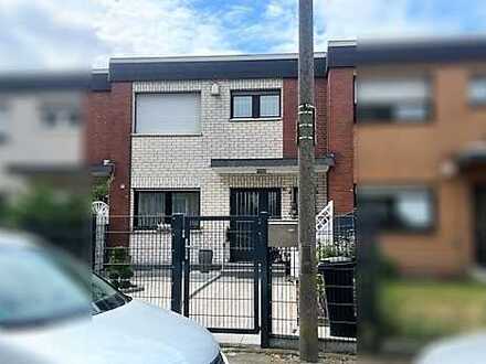 INSOLVENZVERKAUF ! - RMH mit Pool im Garten und Stellplatz in Köln