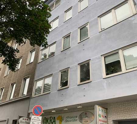 Gut geschnittene 2-Raum-Wohnung mit Balkon und EBK in Düsseldorf-Flingernsseldorf