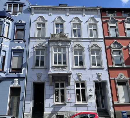 Exklusives Mehrfamilienhaus mit historischem Charme und attraktiven Steuervorteilen