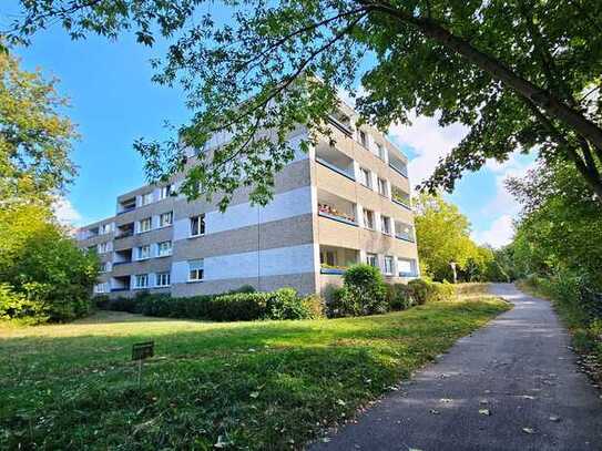 Helle, freundliche Wohnung im Grünen