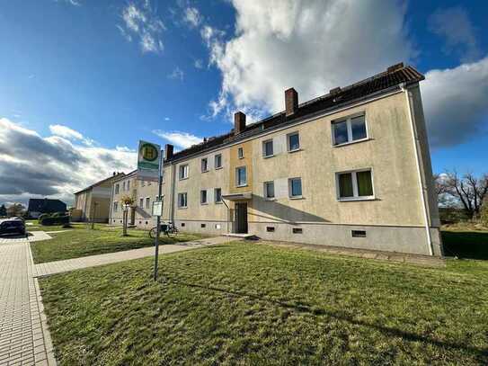 Helle 3 Raum Wohnung mit Balkon!