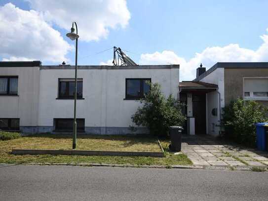 Reihenmittelhaus in der Bauhaussiedlung Dessau Törten