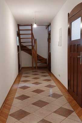Traumwohnung in ruhigem Mehrfamilienhaus von privat