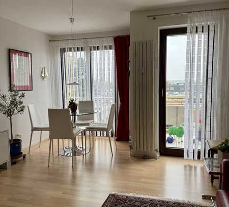 Schicke Eigentumswohnung mit Aufzug, Balkon und Garage