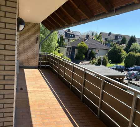Preiswerte 5-Raum-Wohnung mit Balkon in Rodenberg