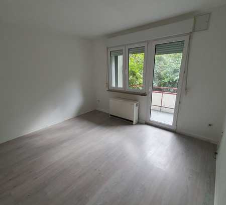 Schöne 2-Zimmer-Wohnung mit Balkon in Kassel – Ideal für Berufstätige und Studenten!