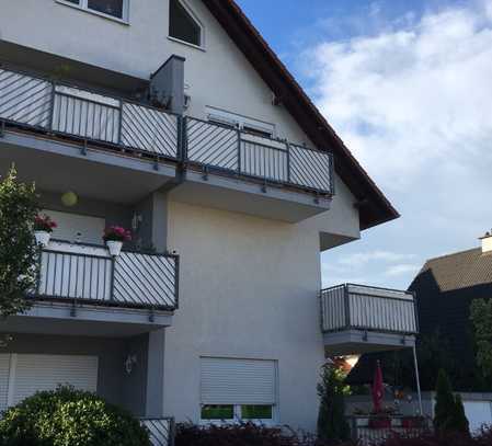 Schöne drei Zimmer Wohnung in Rhein-Pfalz-Kreis, Altrip