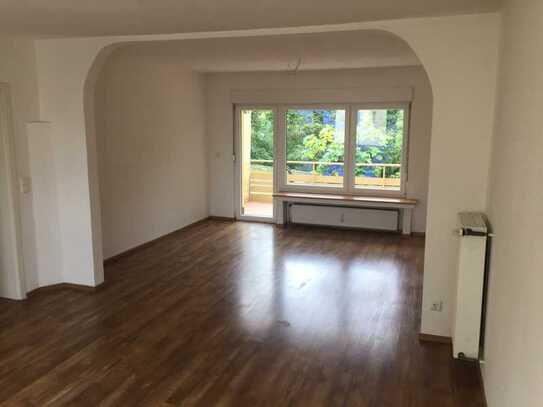 Eigenständige Wohnung in guter Lage 83 m², 3,5 Zimmer