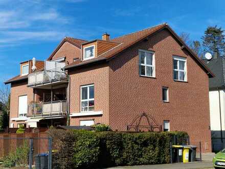 Schicke 2,5-Zimmer-Dachgeschosswohnung mit Balkon in Dortmund-Brechten