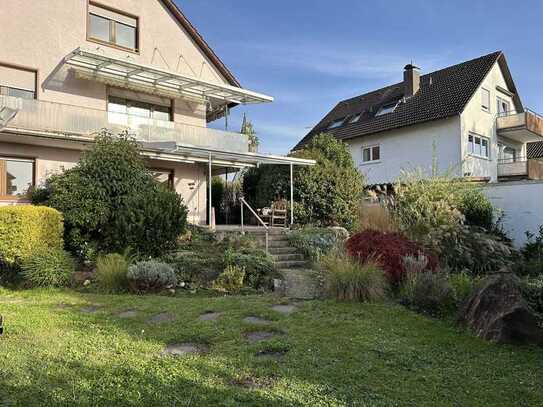 Ihr grünes Paradies in Emmendingen: Charmante 3-Zimmer-Erdgeschosswohnung mit Garten und Garage