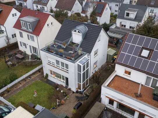 Freistehendes Ein - Zweifamilienhaus in Top Lage von Kornwestheim