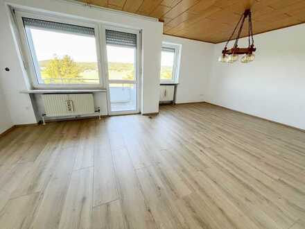 Schöne 4-Zimmer Wohnung mit Balkon in Neustadt b. Coburg