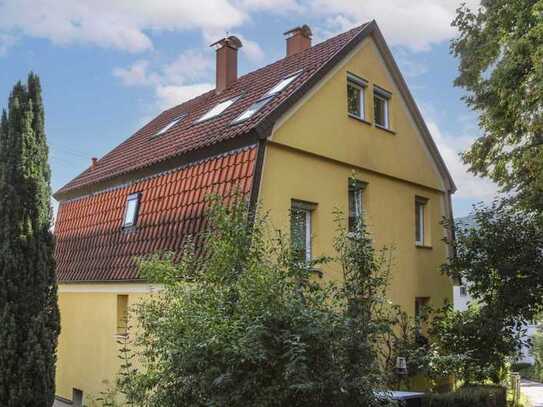 Modernisiertes EFH - zentrumsnah - mit Balkon, Garten und Garage