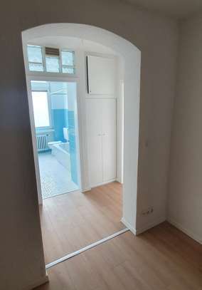 Helle 4 Zimmerwohnung mit Balkon