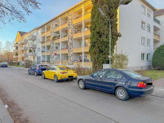 ** Erstbezug nach Renovierung ** mit hochwertigem Bad, Balkon und Stellplatz ** in Milbertshofen **