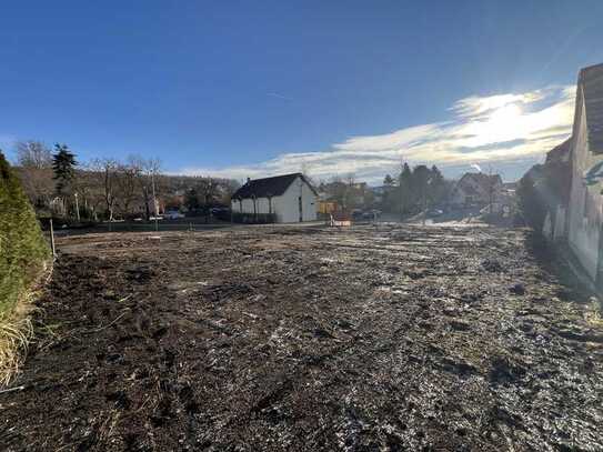 sonniger Bauplatz für Doppelhaushälfte, bis 176 qm Wohnfläche möglich, zentrale Lage, provisionsfrei