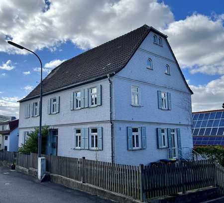 Denkmalgeschütztes Pfarrhaus – Historischer Charme trifft auf vielfältige Gestaltungsmöglichkeiten!