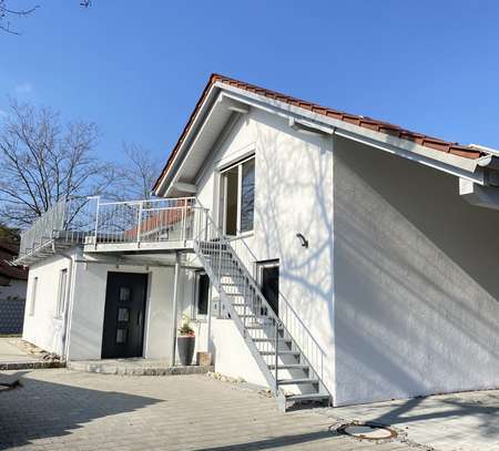 Neuwertige 3-Zimmer-Wohnung mit Garten, Carport und Keller in Waldkraiburg