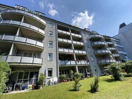 3 Zimmer * WG geeignet * Balkon * Neuhausen *