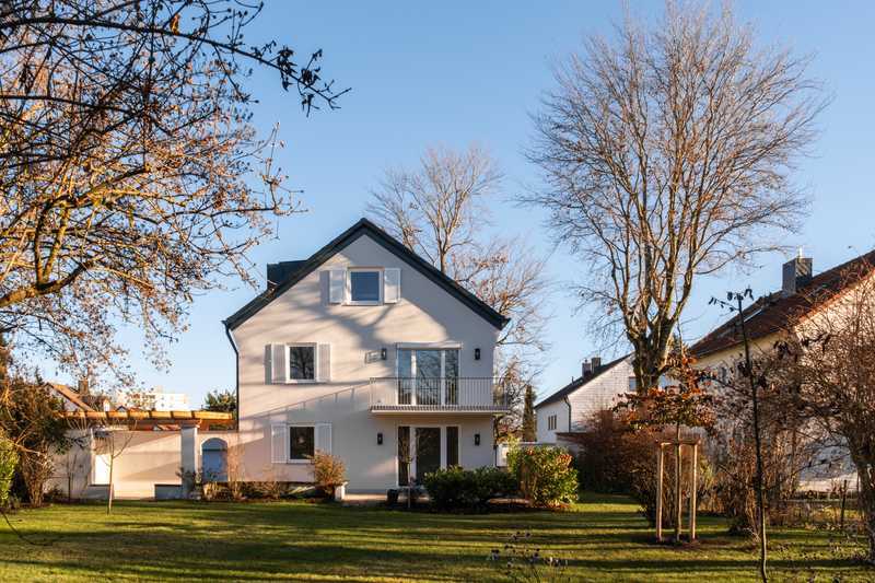 Erstbezug im sanierten Altbau | XL-Garten & Terrasse | U-Bahn 3 Min.