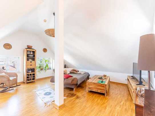 ***Tolle Stadtwohnung mit Loggia*** - 3,5-Zimmer-Wohnung mitten im Straubinger Zentrum