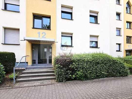 Bezugsfrei und komplett renoviert - 3 Zimmer Wohnung mit Balkon und Luxusküche in Hanau Großauheim