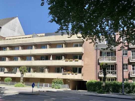 Ohne Maklercourtage! Freie Wohnung mit Balkon und Tiefgarage nahe UKE