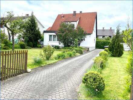 Handwerker aufgepasst! Haus in Bestlage wartet auf liebevolle Sanierung!