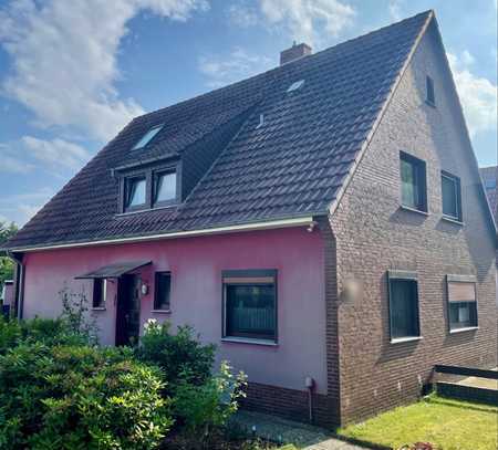 Zweifamilienhaus mit Potenzial in Delmenhorst