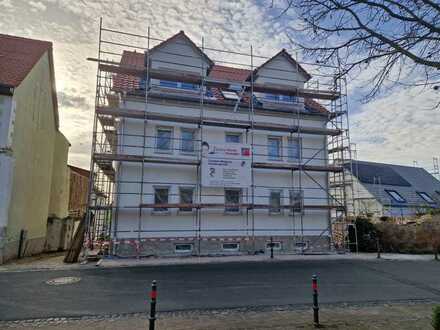 Erstbezug der Neubau Maisonette-Wohnung mit 4 Zimmern und Balkon