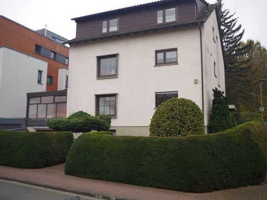 3 Zimmer EG-Wohnung in ruhiger Stadtrandlage mit guter Verkehrsanbindung