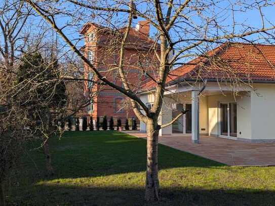 Neubau - Einfamilienhaus mit geh. Innenausstattung und EBK in Potsdam Teltower Vorstadt