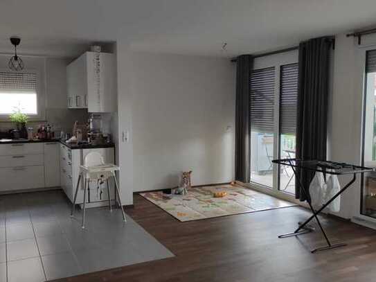 Neu Moderne 3-Zimmer Wohnung sowie Balkon und EBK in Stuttgart Top Lage