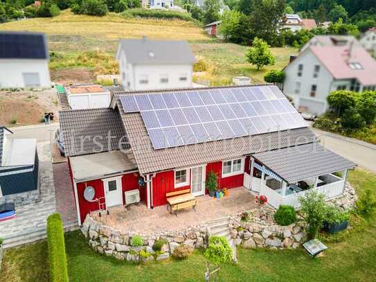 Neuwertiges freistehendes Einfamilienhaus mit Wärmepumpe und PV-Anlage, Baujahr 2011!