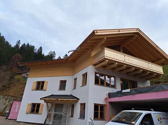 Stilvolle 3,5-Raum-DG-Wohnung in Garmisch-Partenkirchen