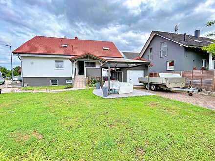 GROSSFAMILIEN AUFGEPASST - gepflegtes MFH mit 3 WE und schönem Garten inkl. Garage, Carport und STP