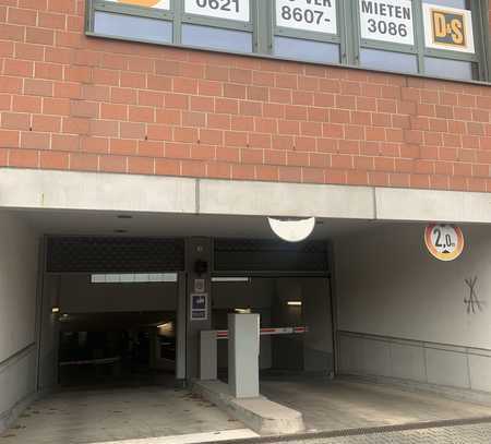 Tiefgaragenstellplatz zu vermieten!