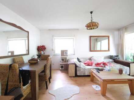 2 Zimmer-Erdgeschosswohnung mit Wintergarten und Garage